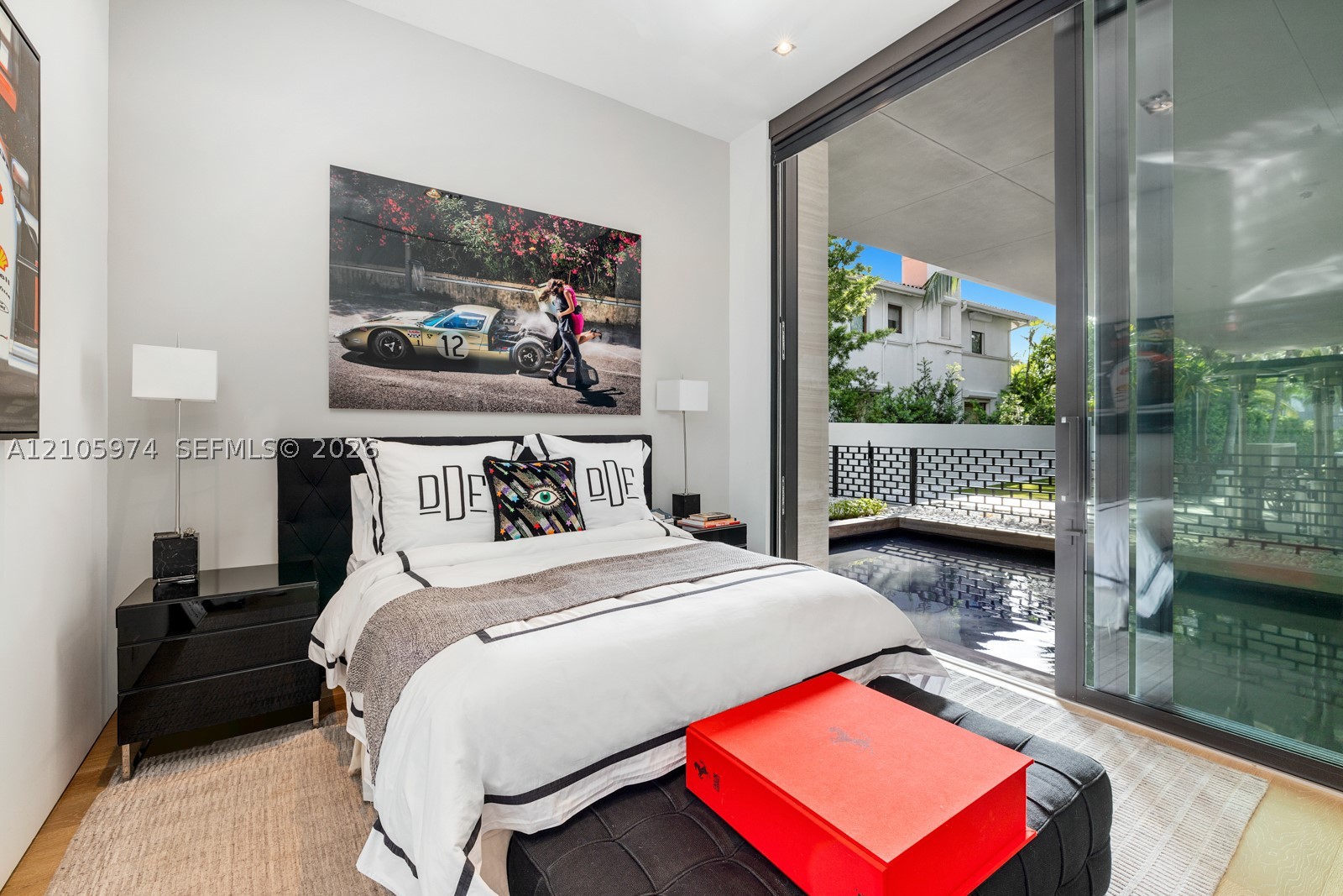 4395 Pine Tree Dr, Miami Beach FL 33140