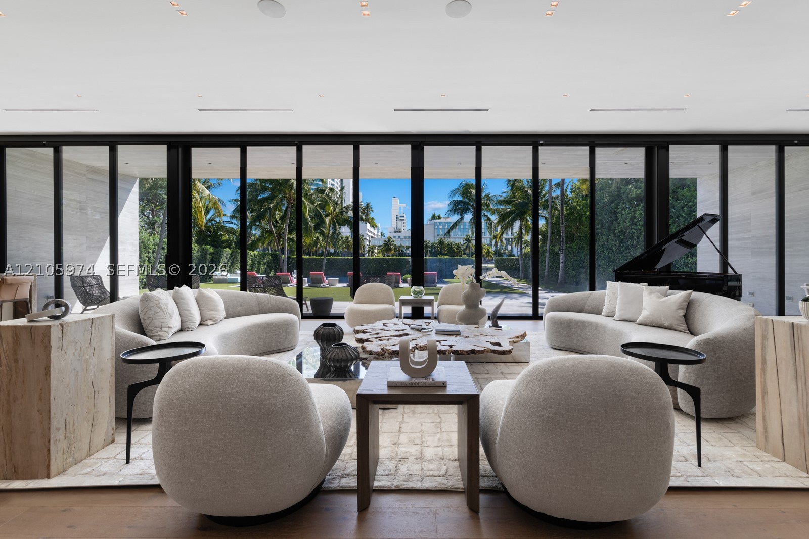 4395 Pine Tree Dr, Miami Beach FL 33140