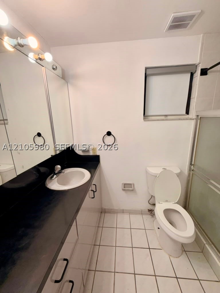 7450 NW 145th St, Miami Lakes FL 33014