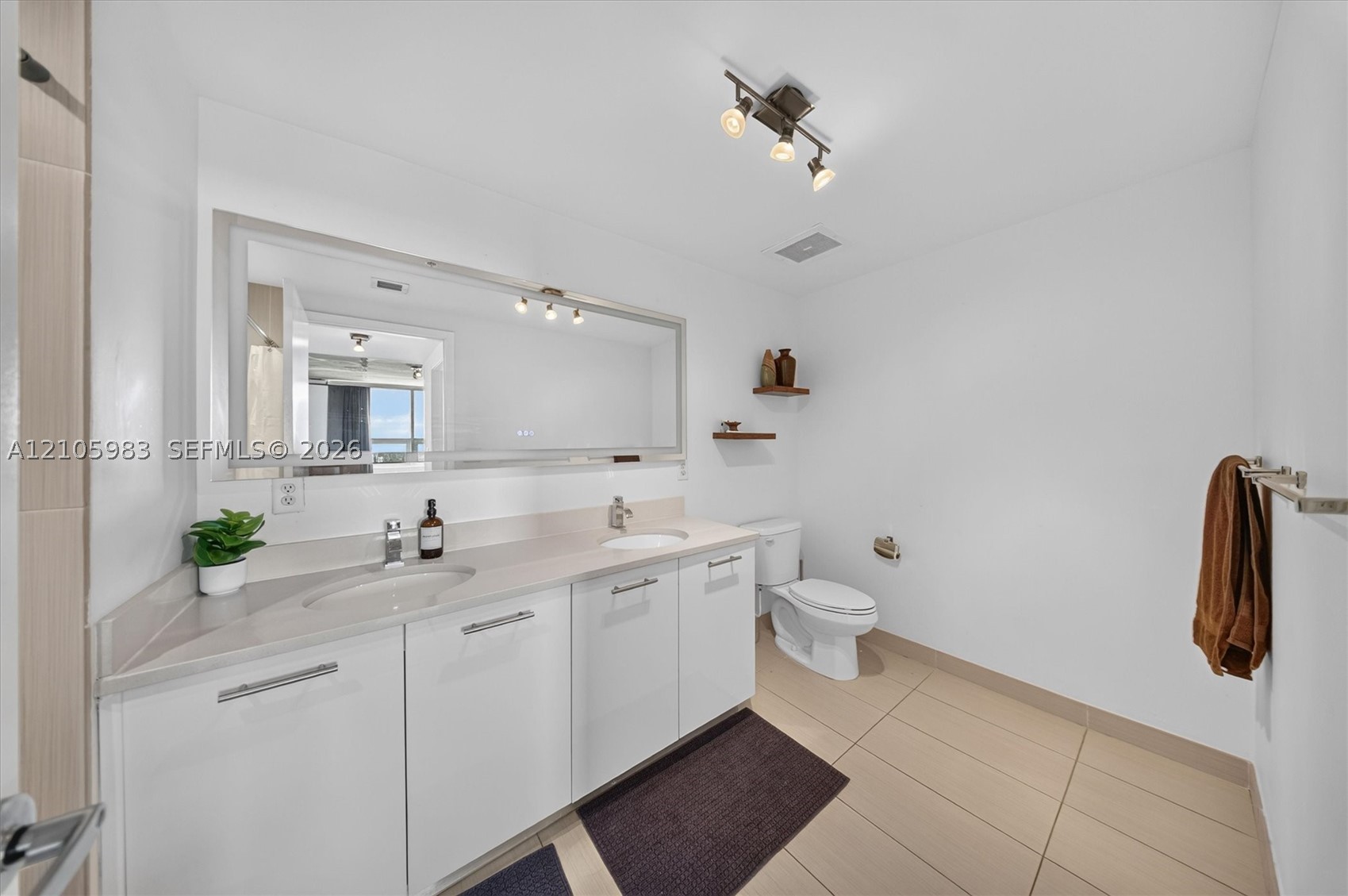 3250 NE 1st Ave #1106, Miami FL 33137
