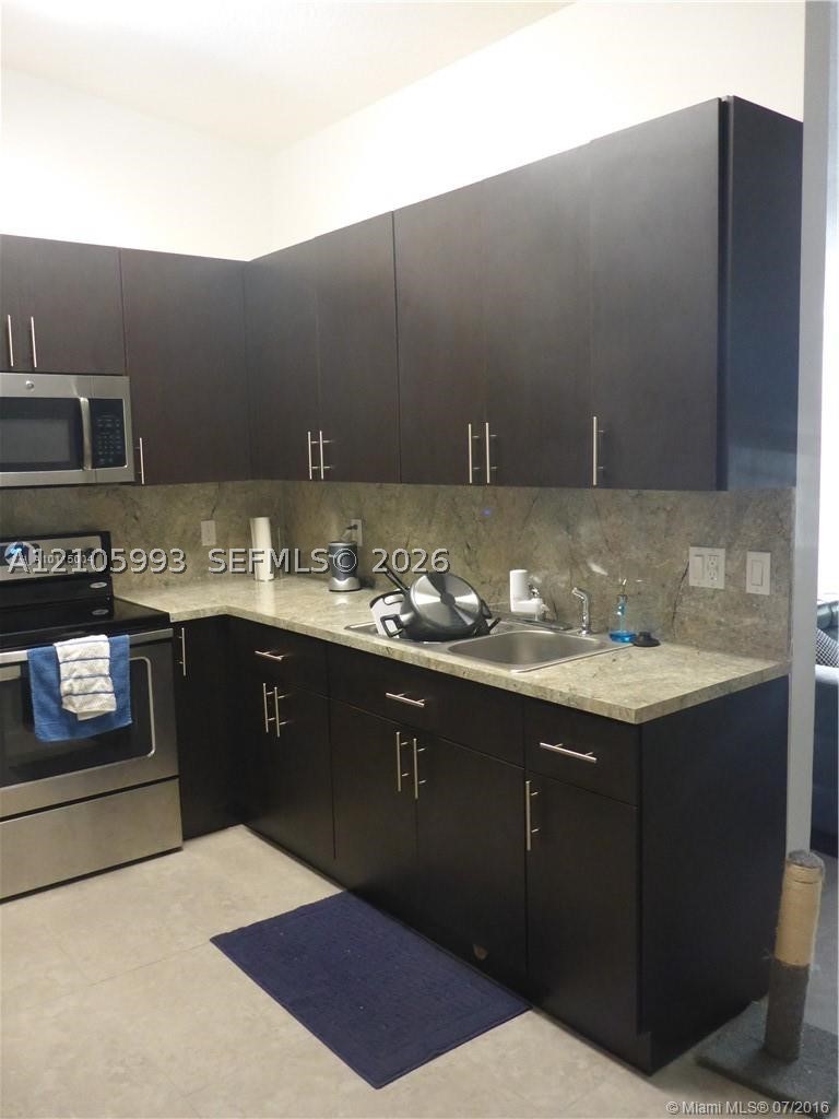 6880 NW 166th Ter #1001, Miami Lakes FL 33014