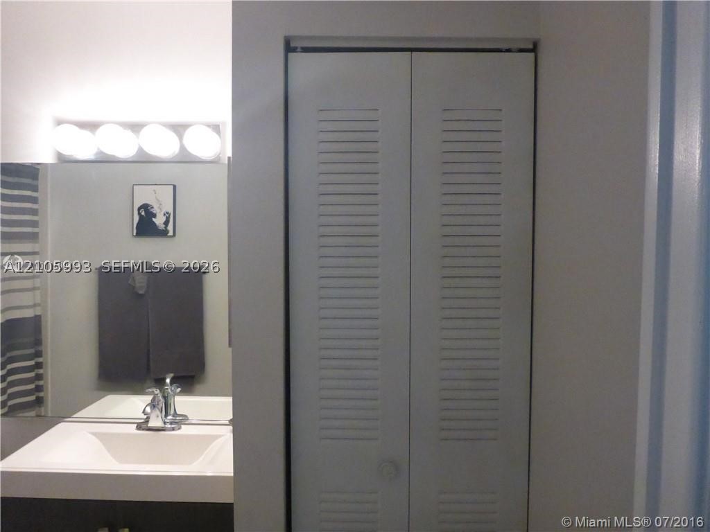 6880 NW 166th Ter #1001, Miami Lakes FL 33014