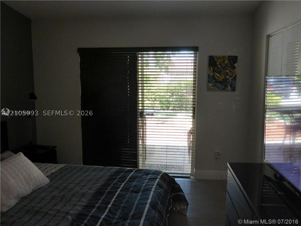 6880 NW 166th Ter #1001, Miami Lakes FL 33014