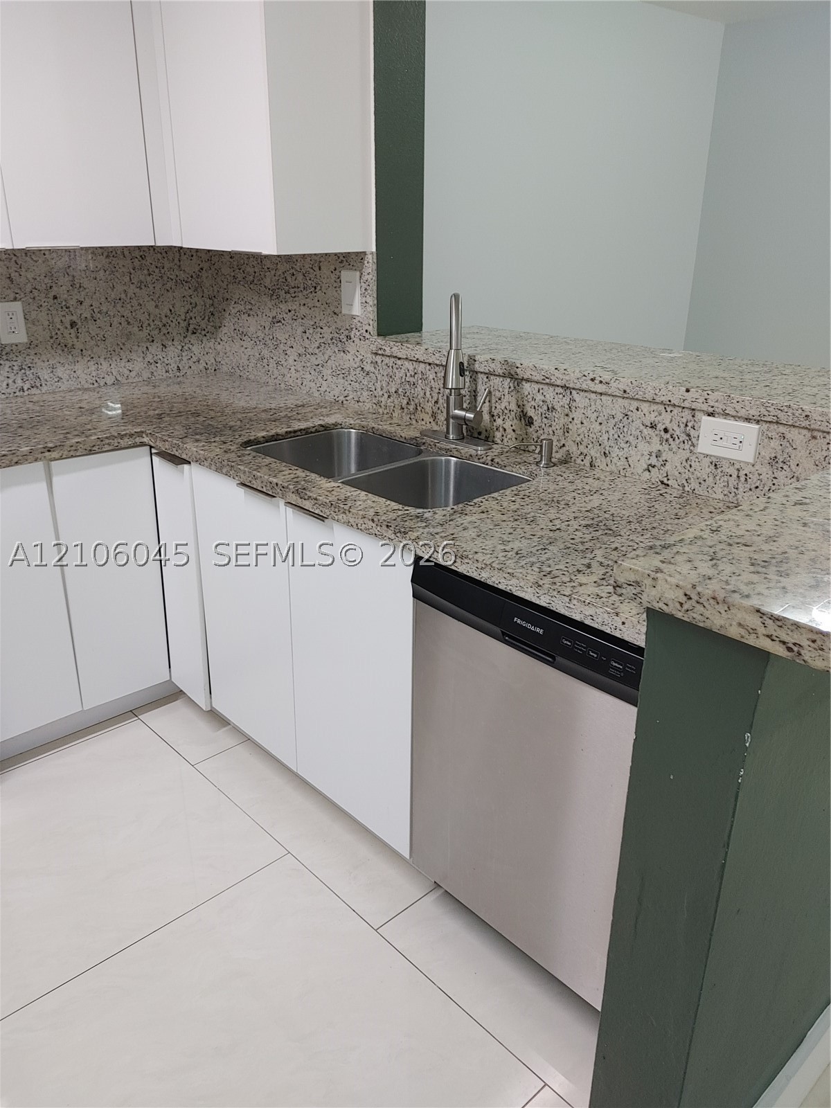 11245 W Atlantic Blvd #106, Coral Springs FL 33071