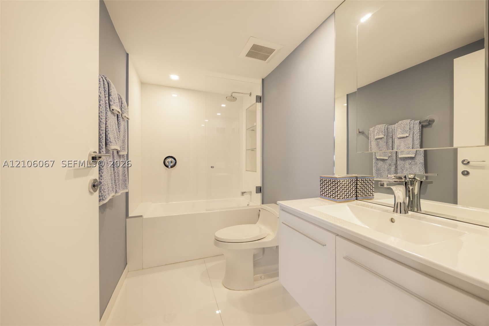 9 Island Ave #1215, Miami Beach FL 33139
