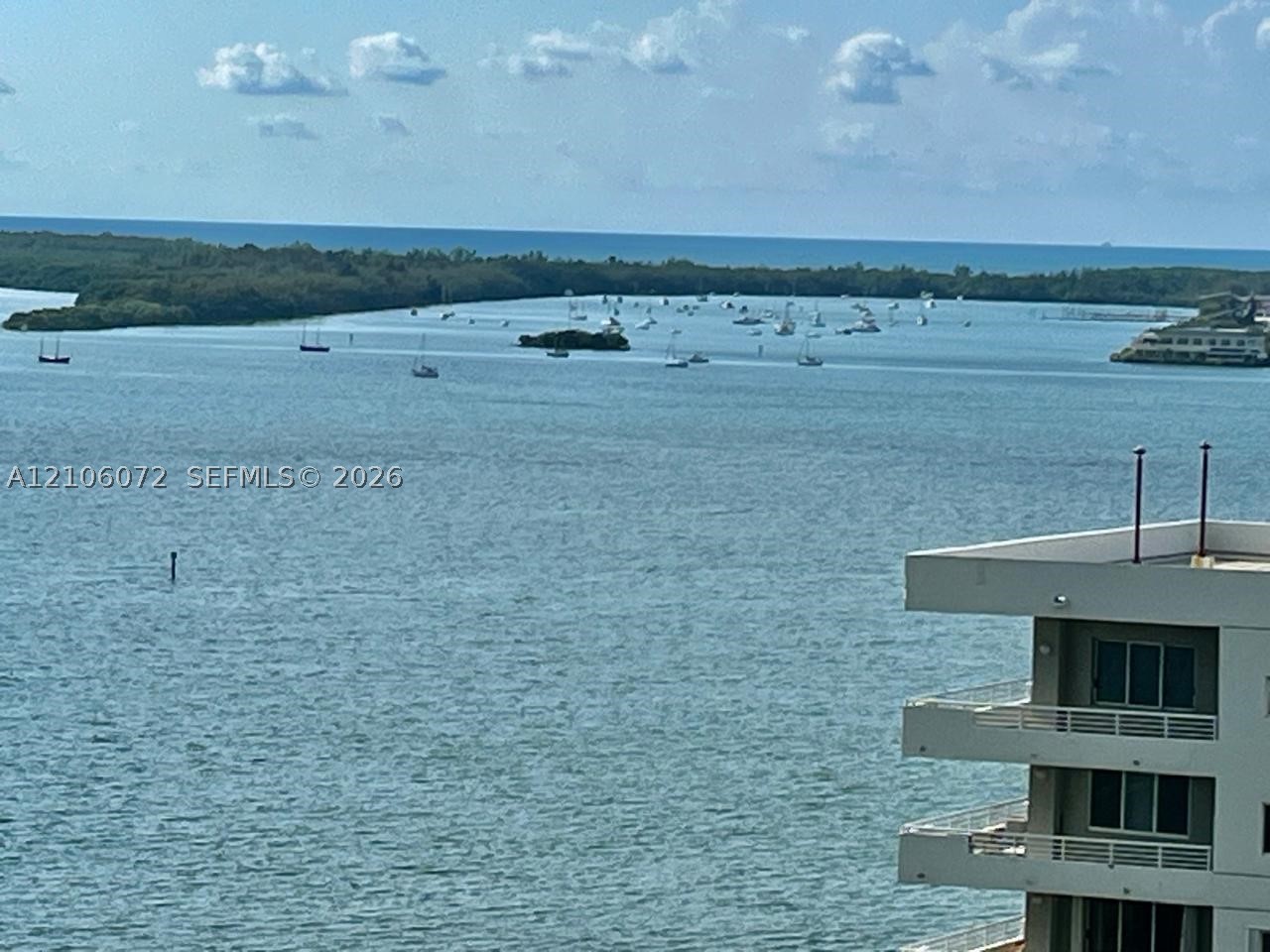 1300 Brickell Bay Dr #1806, Miami FL 33131