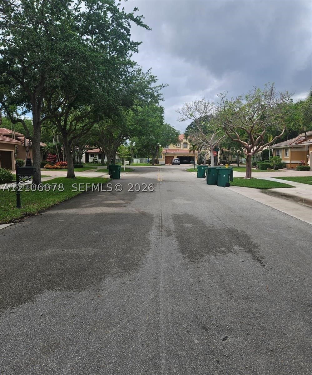 13382 Lakepointe Cir #0, Cooper City FL 33330