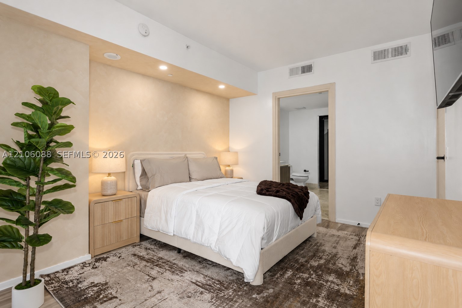 801 S Miami Ave #3107, Miami FL 33130