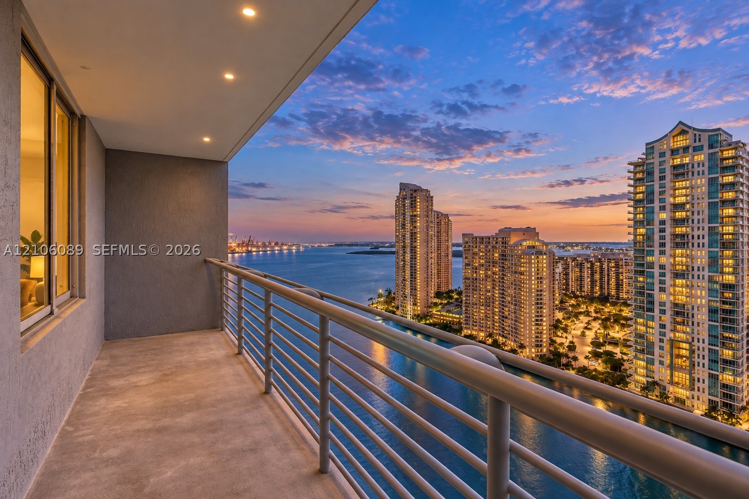325 S Biscayne Blvd #3117, Miami FL 33131