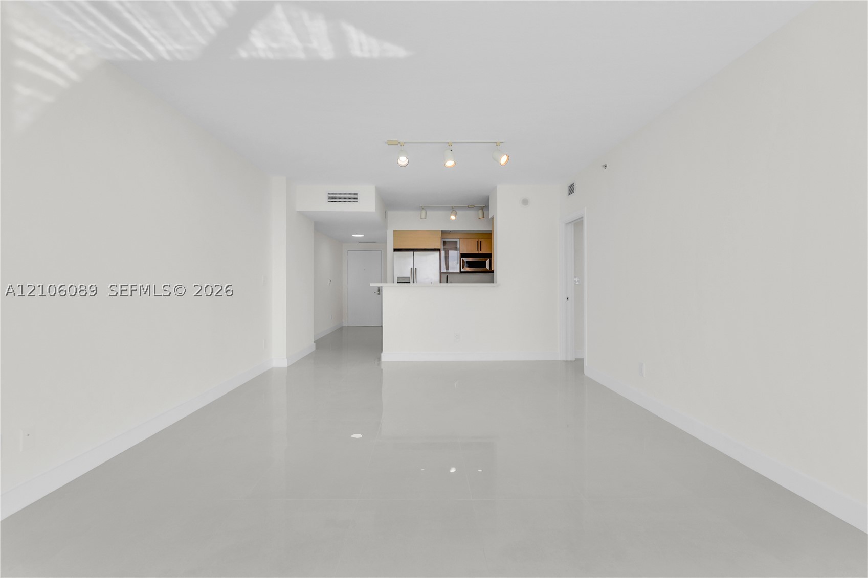 325 S Biscayne Blvd #3117, Miami FL 33131