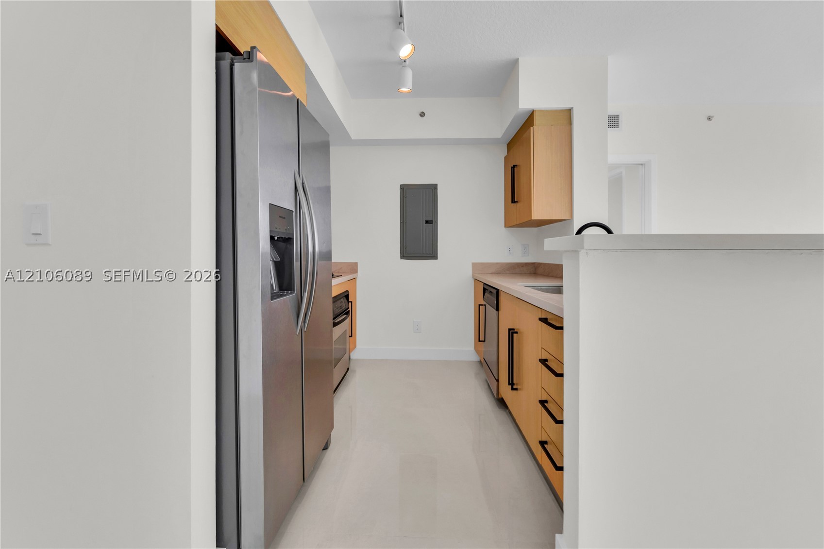 325 S Biscayne Blvd #3117, Miami FL 33131