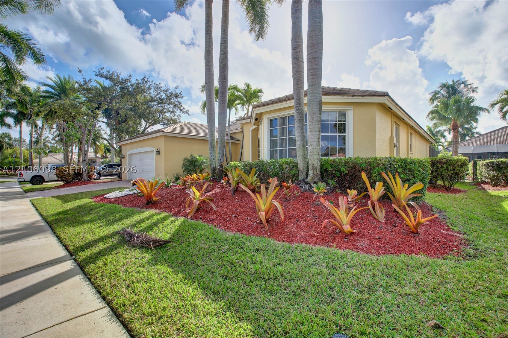 2536 Eagle Run Ct, Weston FL 33327