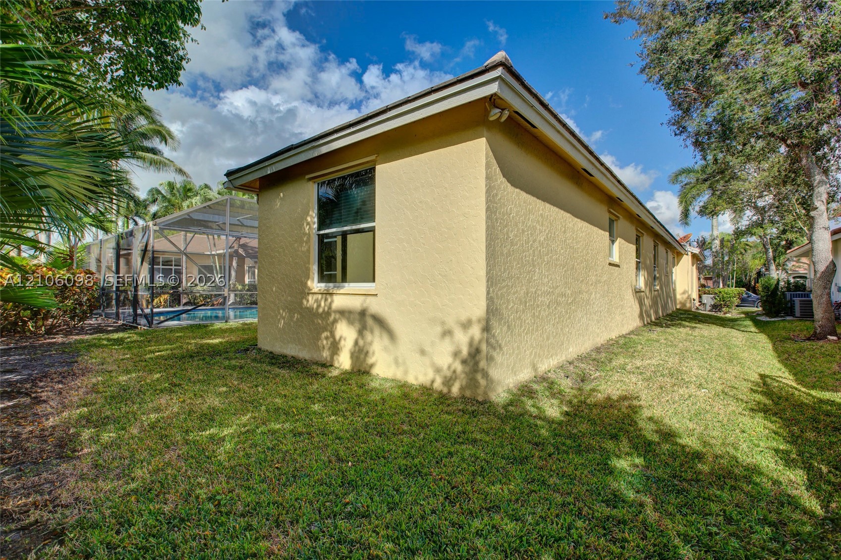 2536 Eagle Run Ct, Weston FL 33327