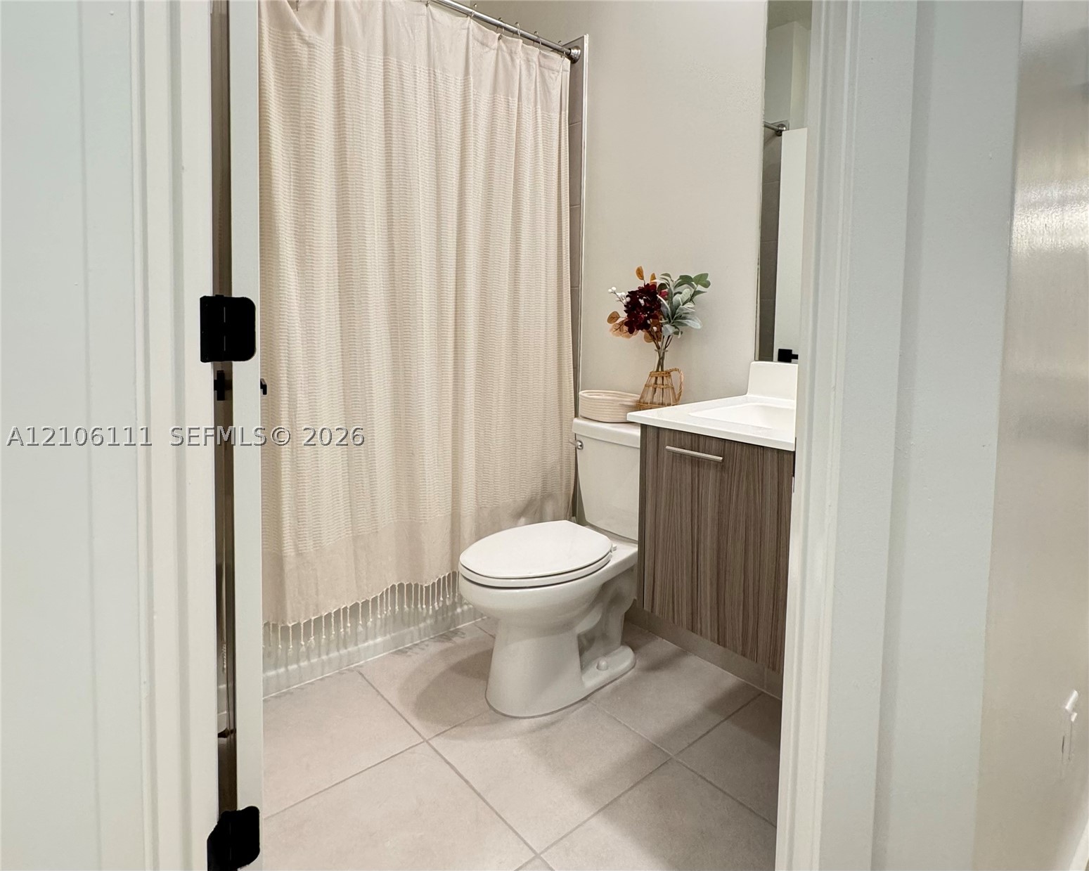 6450 NW 102nd Path #102, Doral FL 33178