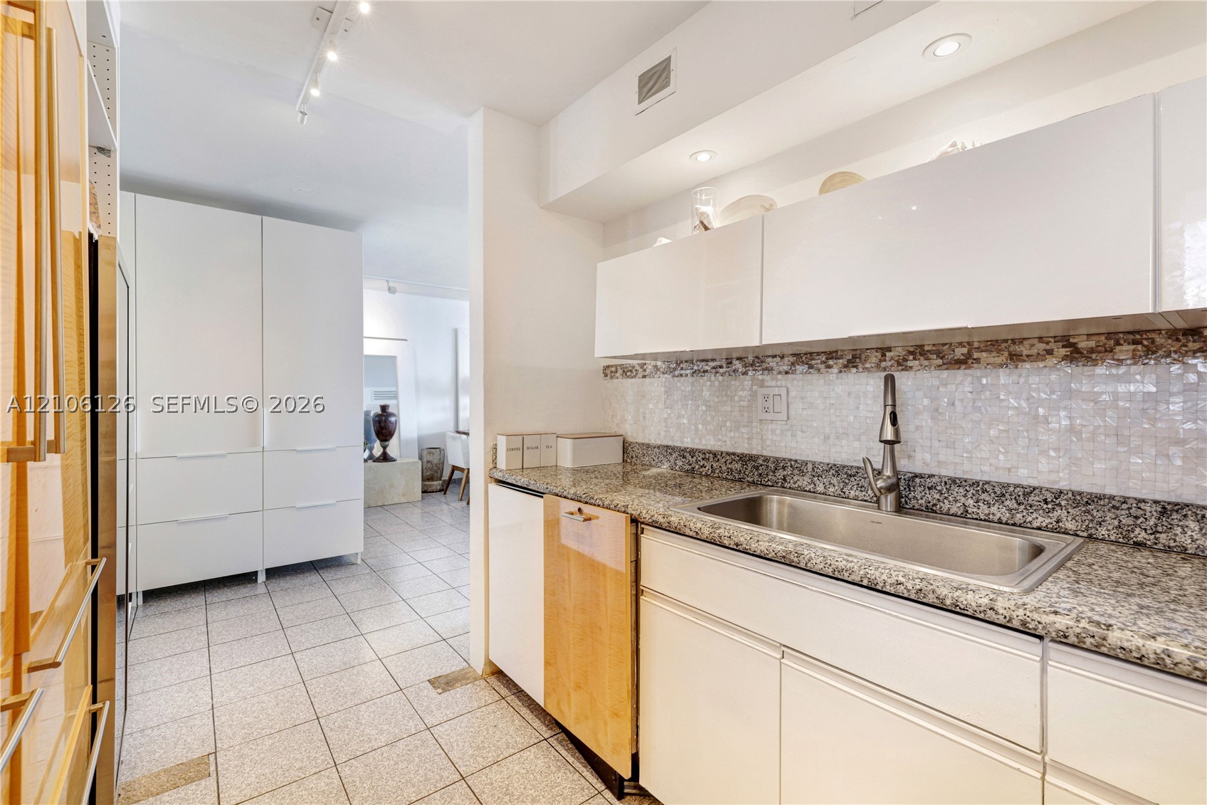 770 NE 69th St #4I, Miami FL 33138