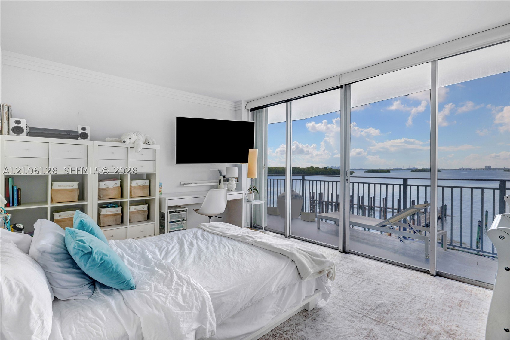 770 NE 69th St #4I, Miami FL 33138