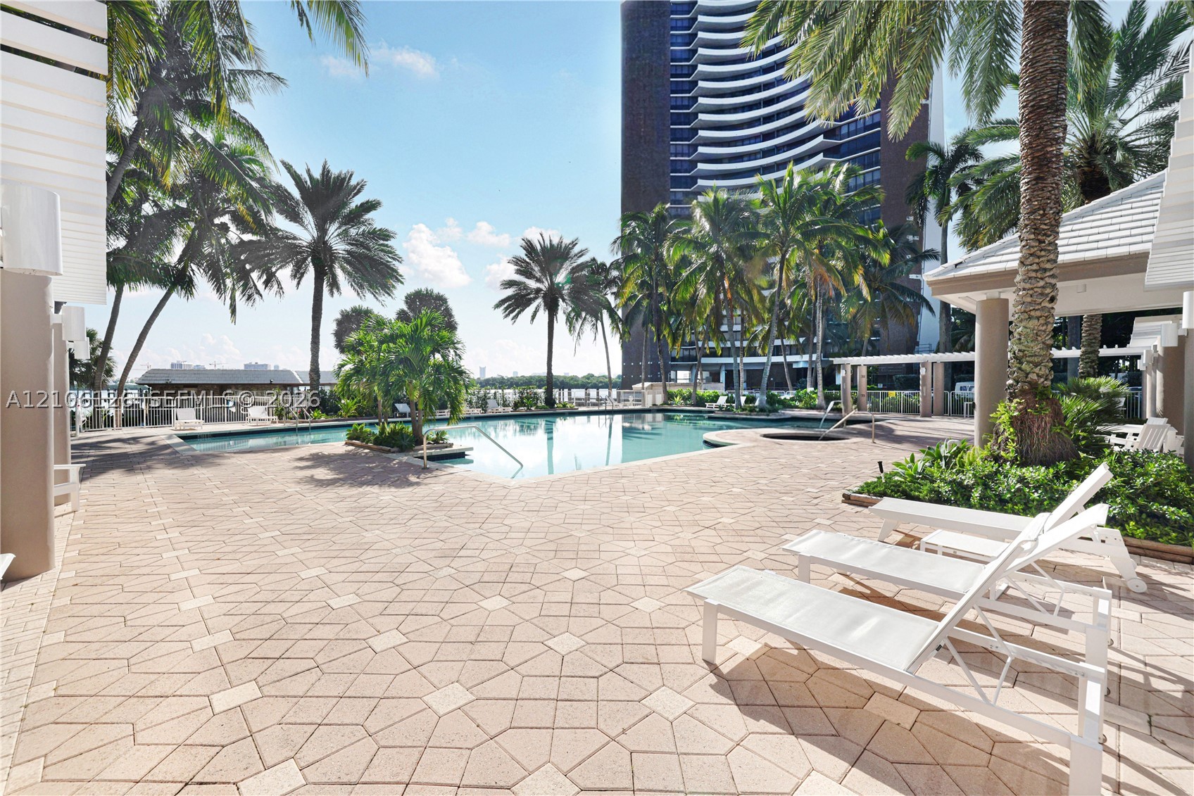 770 NE 69th St #4I, Miami FL 33138