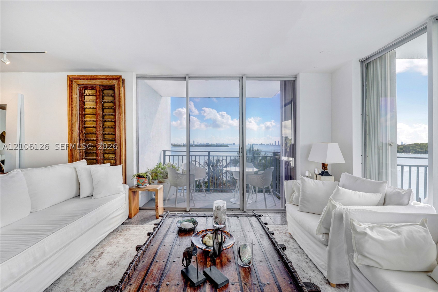 770 NE 69th St #4I, Miami FL 33138