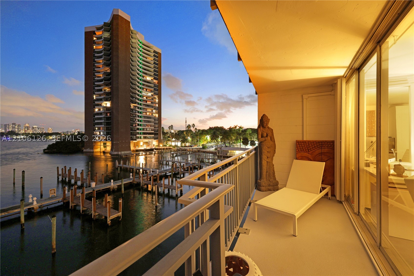 770 NE 69th St #4I, Miami FL 33138