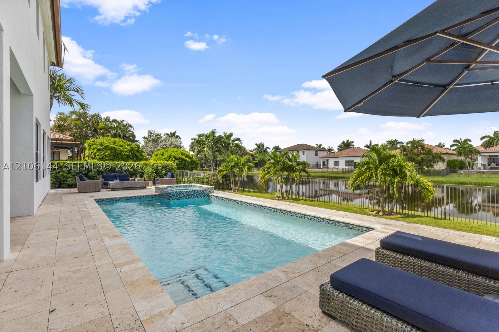 2812 NW 84th Ter, Cooper City FL 33024