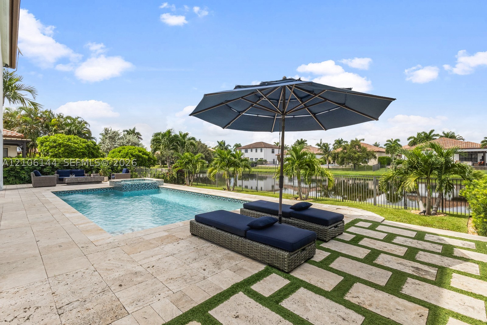 2812 NW 84th Ter, Cooper City FL 33024