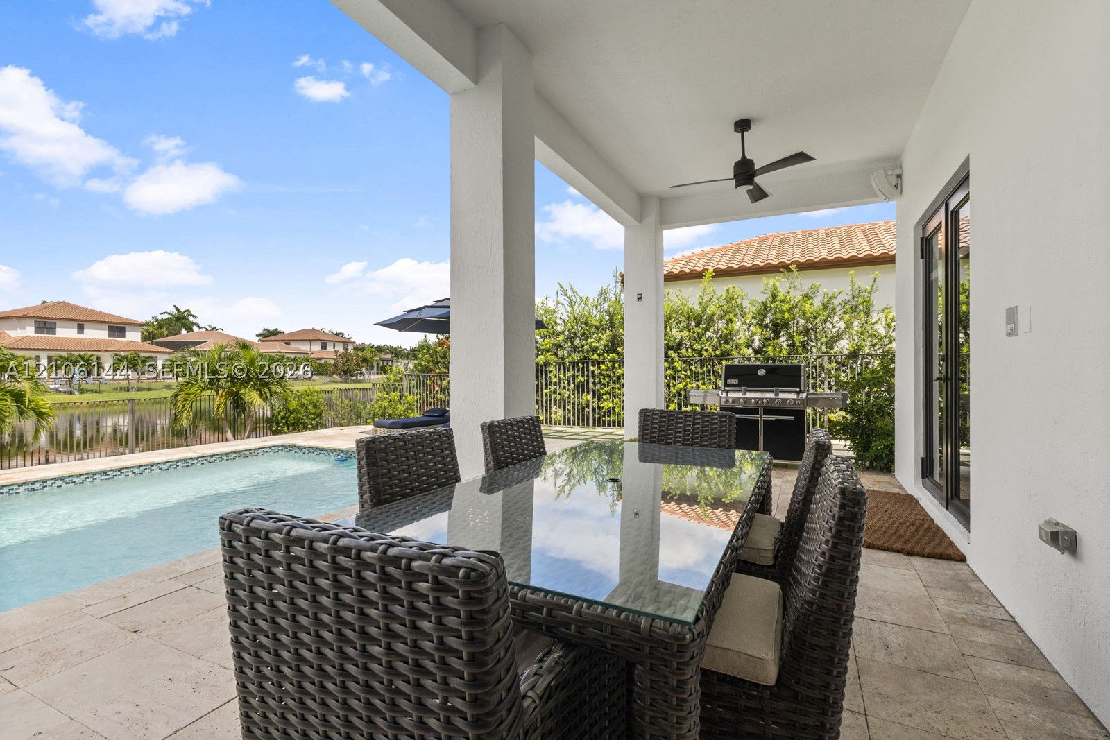 2812 NW 84th Ter, Cooper City FL 33024