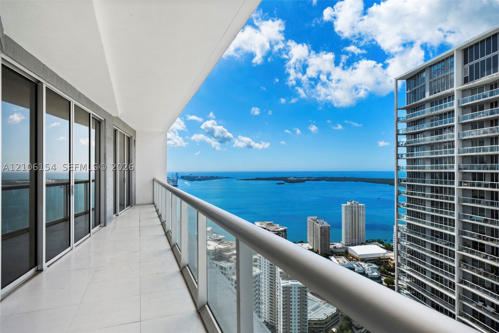 475 Brickell Ave #5209, Miami FL 33131