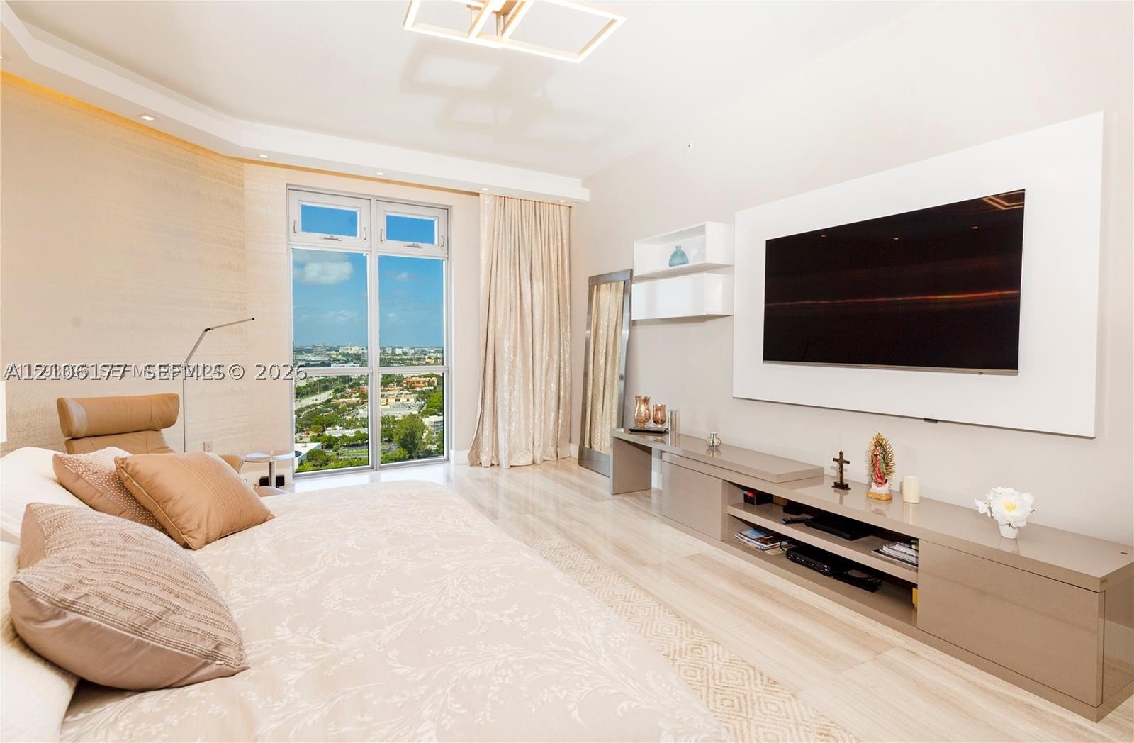 17301 Biscayne Blvd #L-PH-10, North Miami Beach FL 33160
