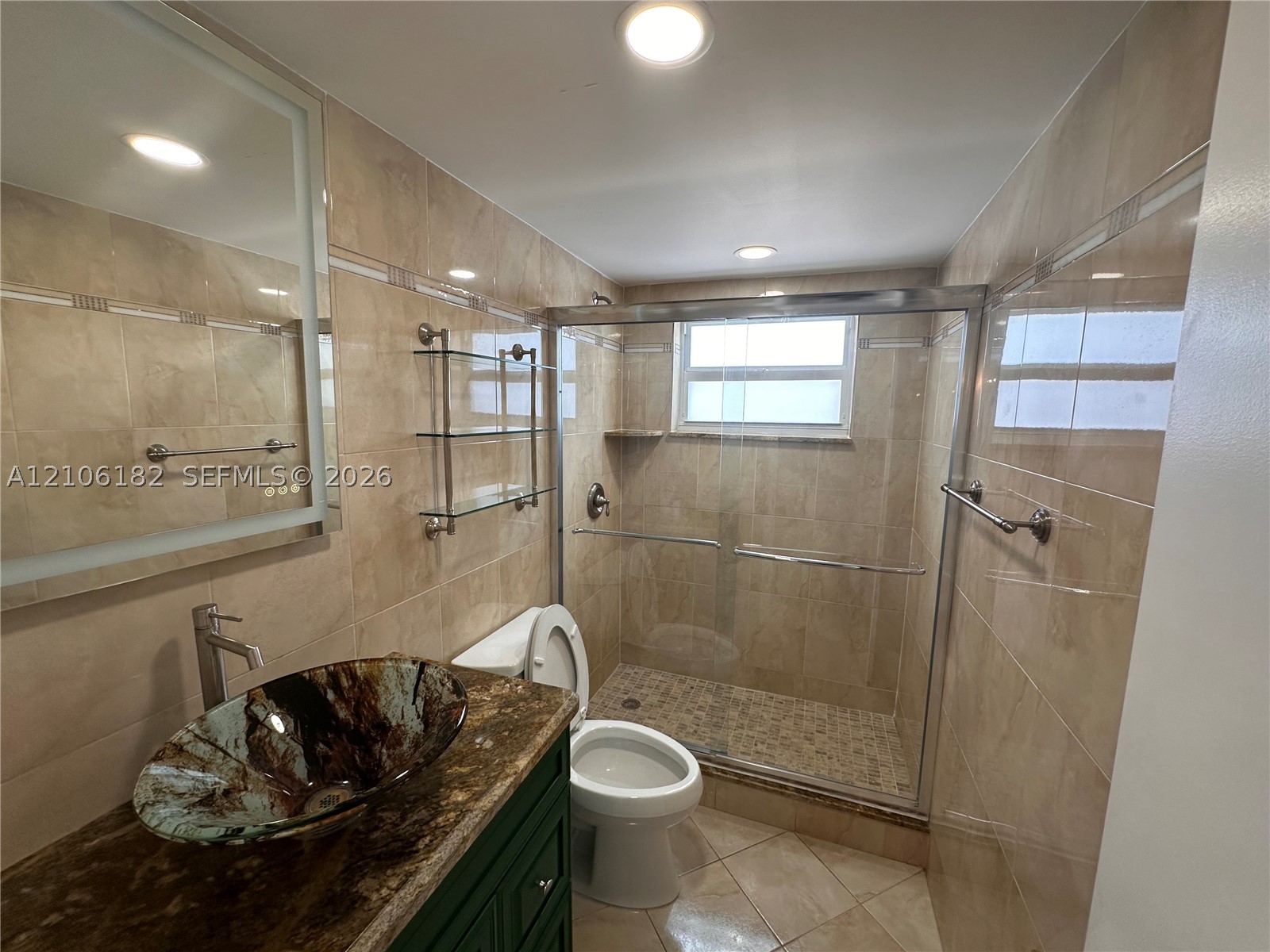 400 Golden Isles Dr #40, Hallandale Beach FL 33009