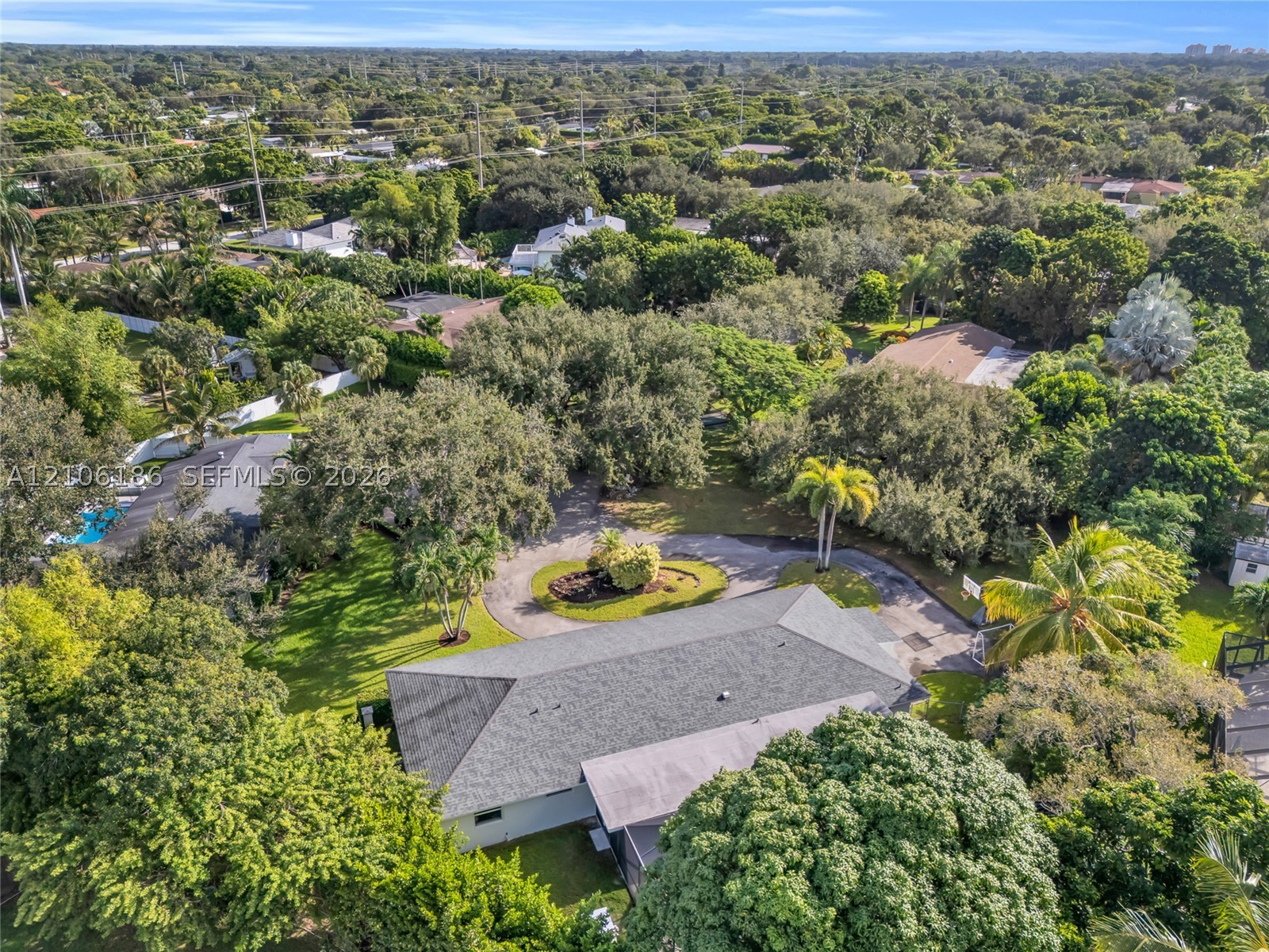 8600 SW 145th St, Palmetto Bay FL 33158