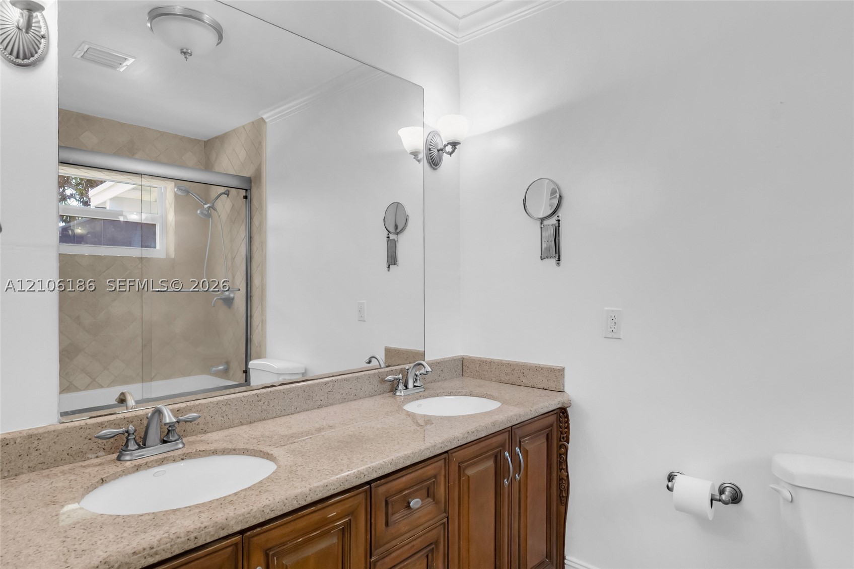 8600 SW 145th St, Palmetto Bay FL 33158