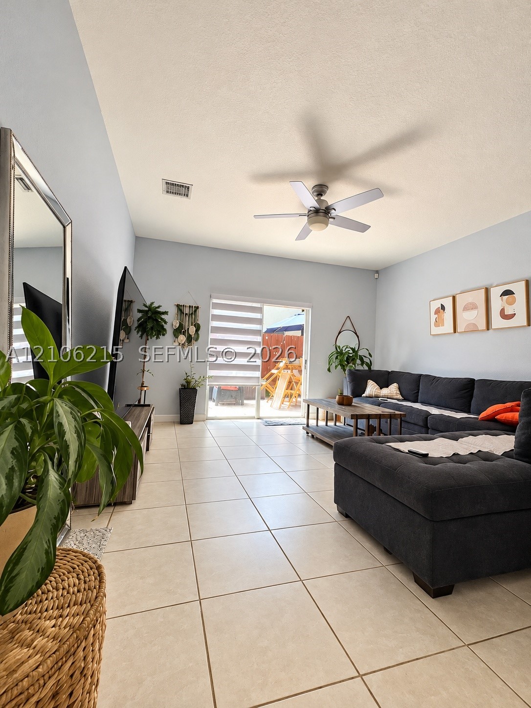 1402 SE 26th Ter, Homestead FL 33035