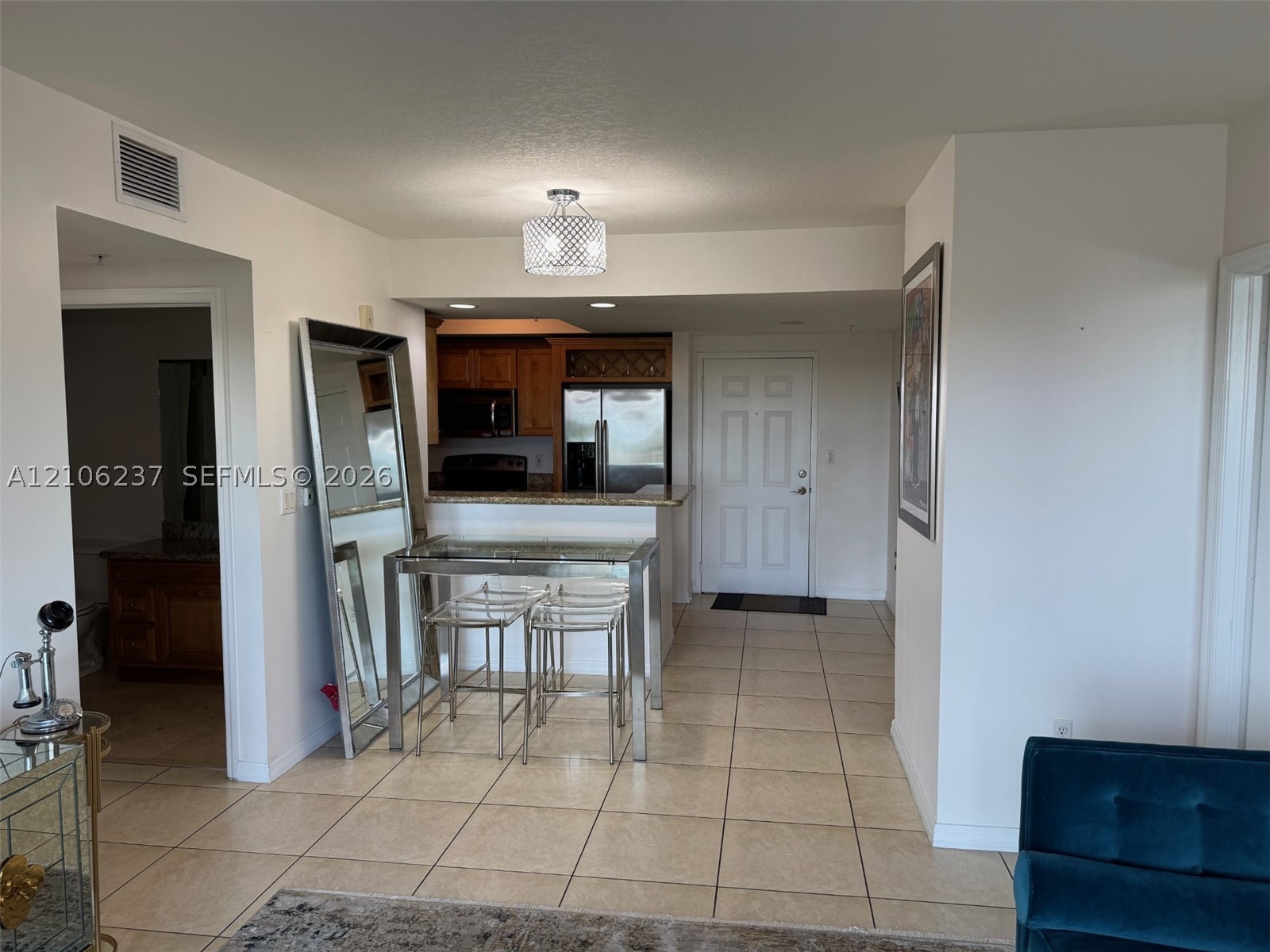 3530 SW 22nd St #706, Miami FL 33145