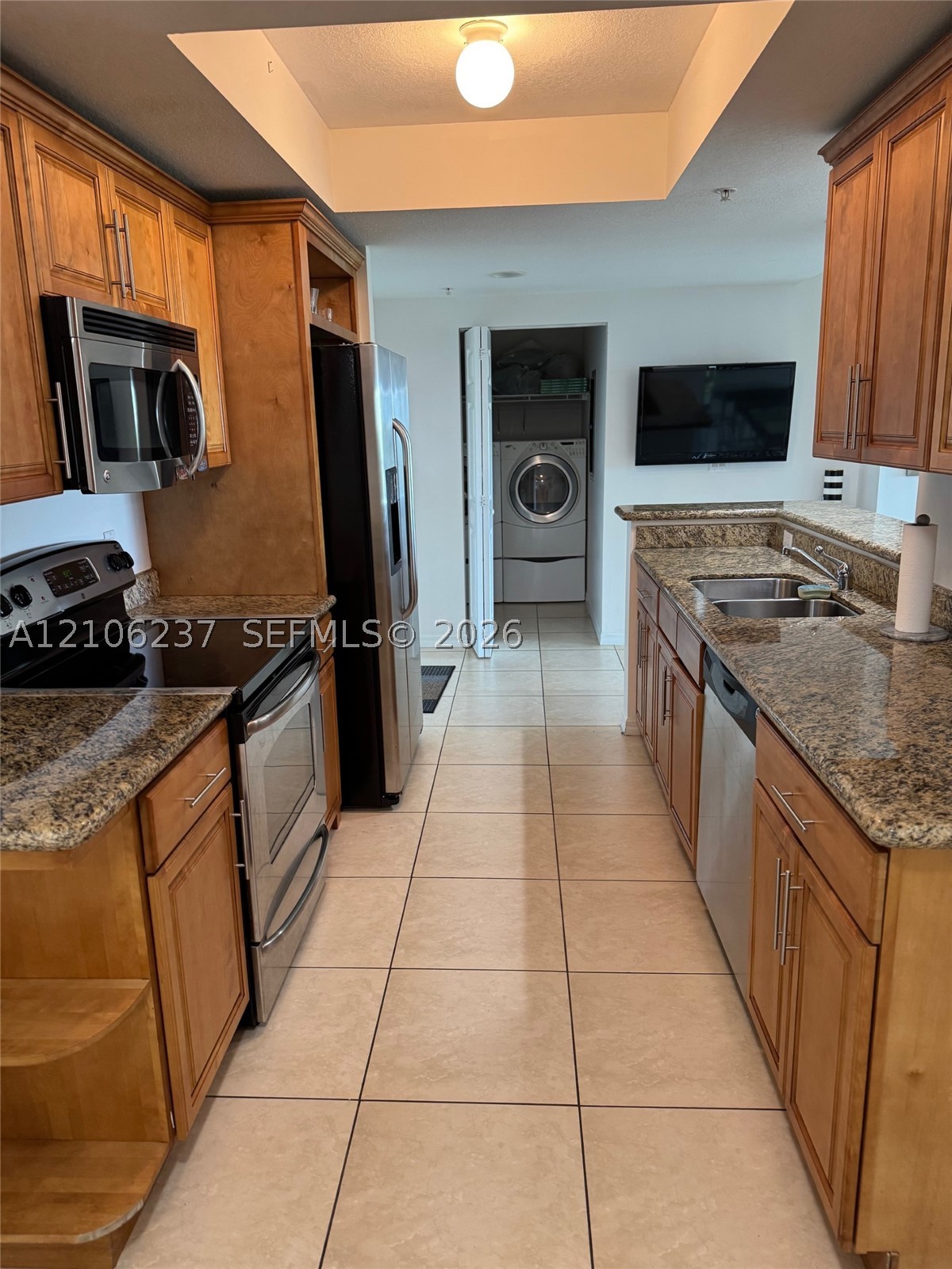 3530 SW 22nd St #706, Miami FL 33145