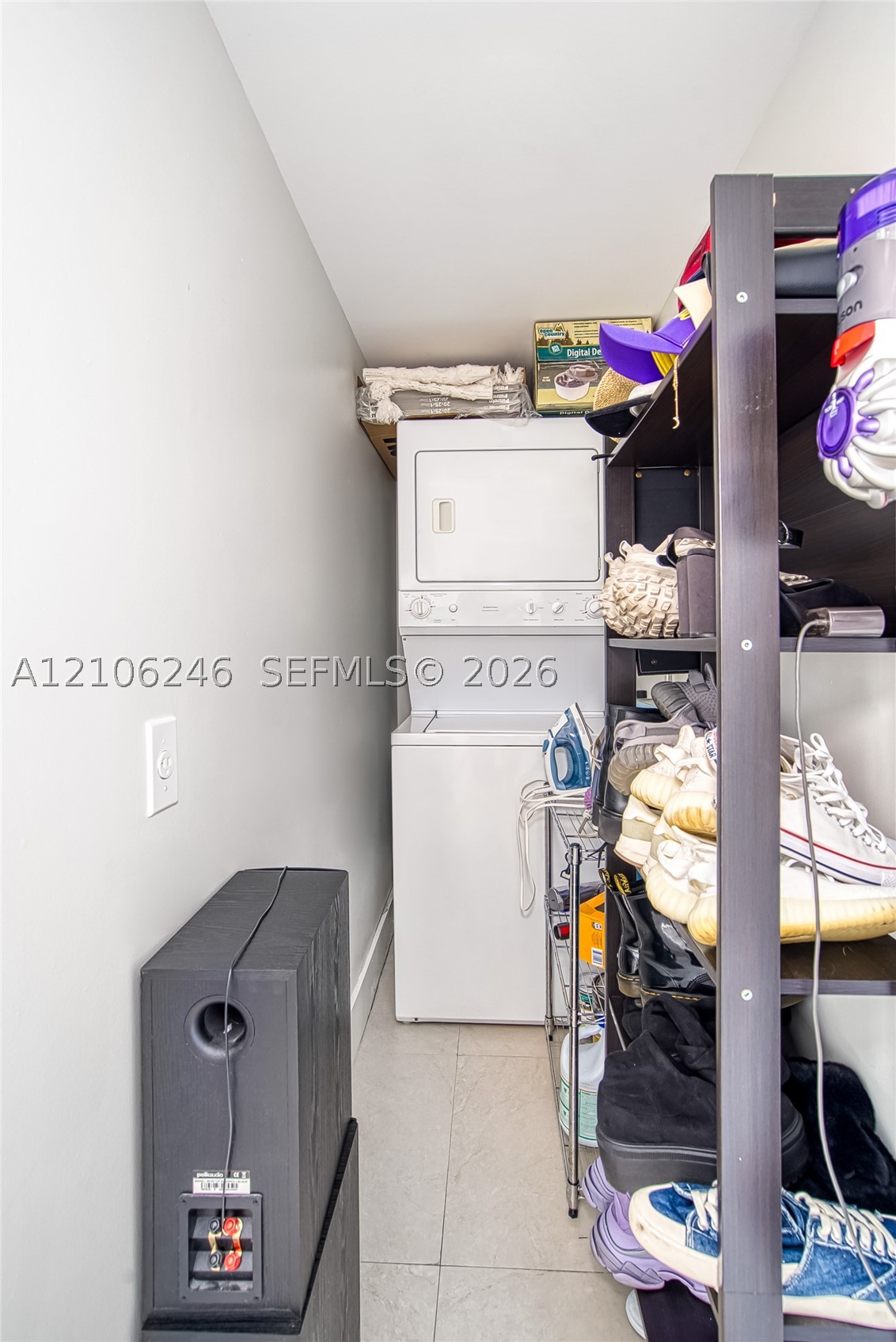 92 SW 3rd St #1511, Miami FL 33130