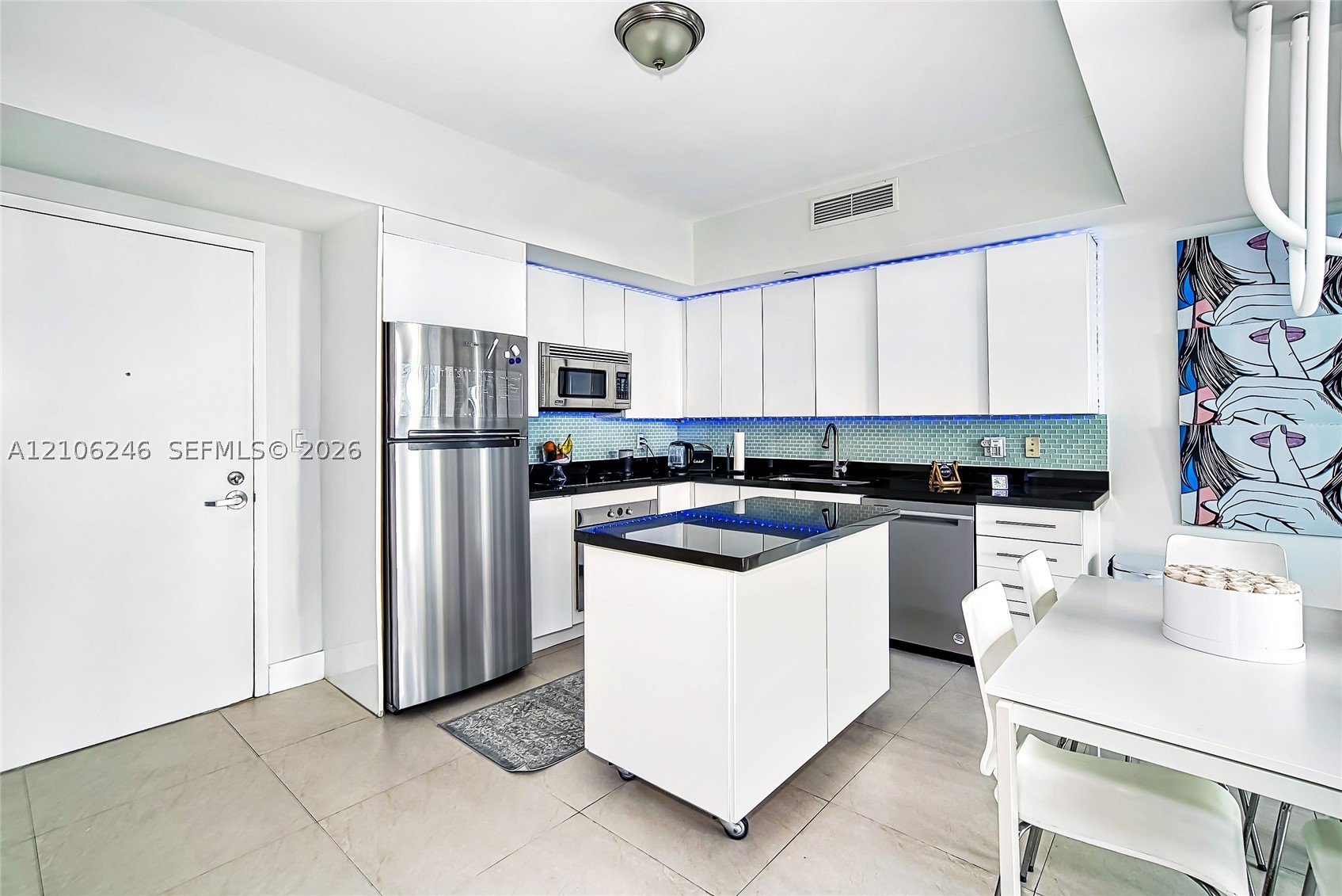 92 SW 3rd St #1511, Miami FL 33130
