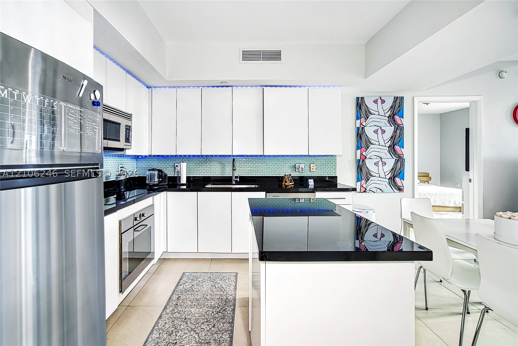 92 SW 3rd St #1511, Miami FL 33130