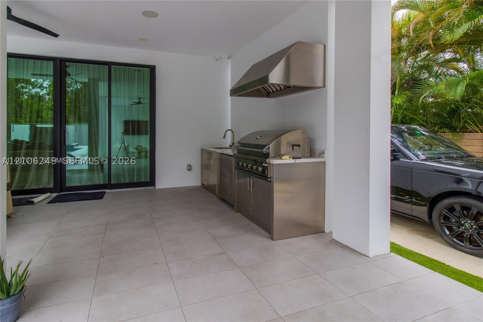 7630 SW 58th Ave, South Miami FL 33143