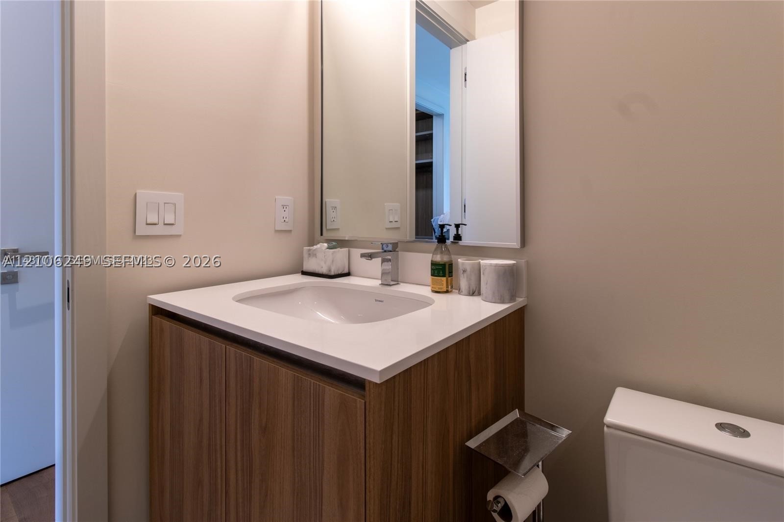 7630 SW 58th Ave, South Miami FL 33143