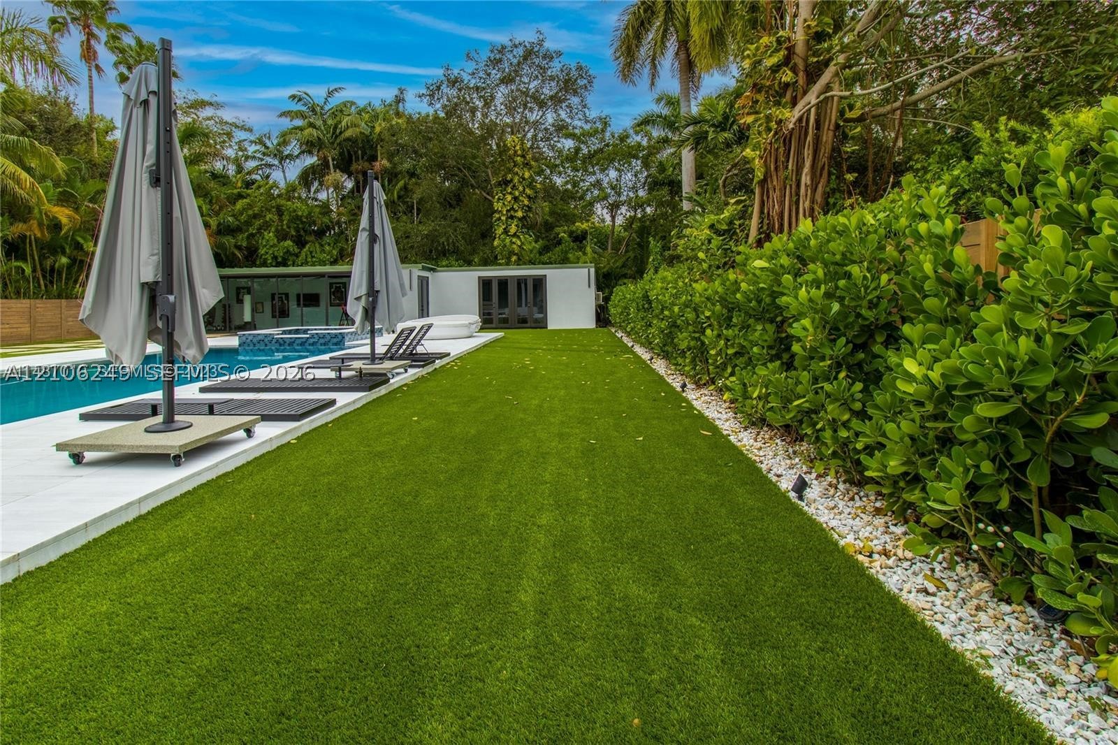 7630 SW 58th Ave, South Miami FL 33143