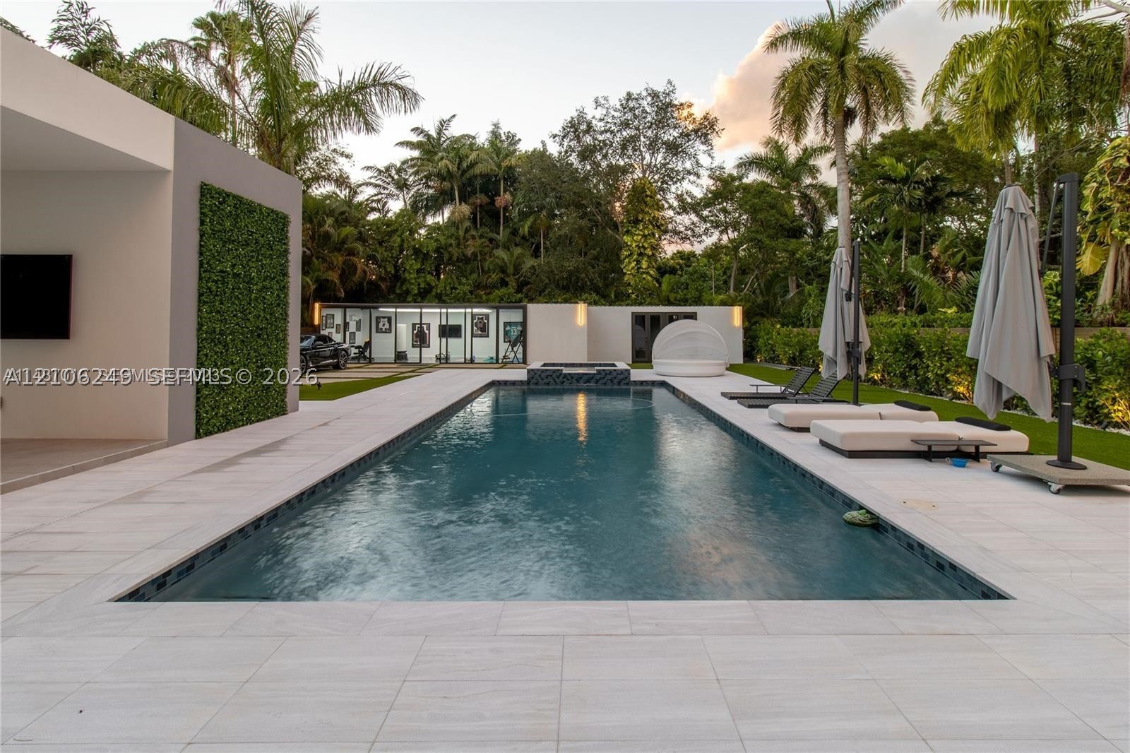 7630 SW 58th Ave, South Miami FL 33143