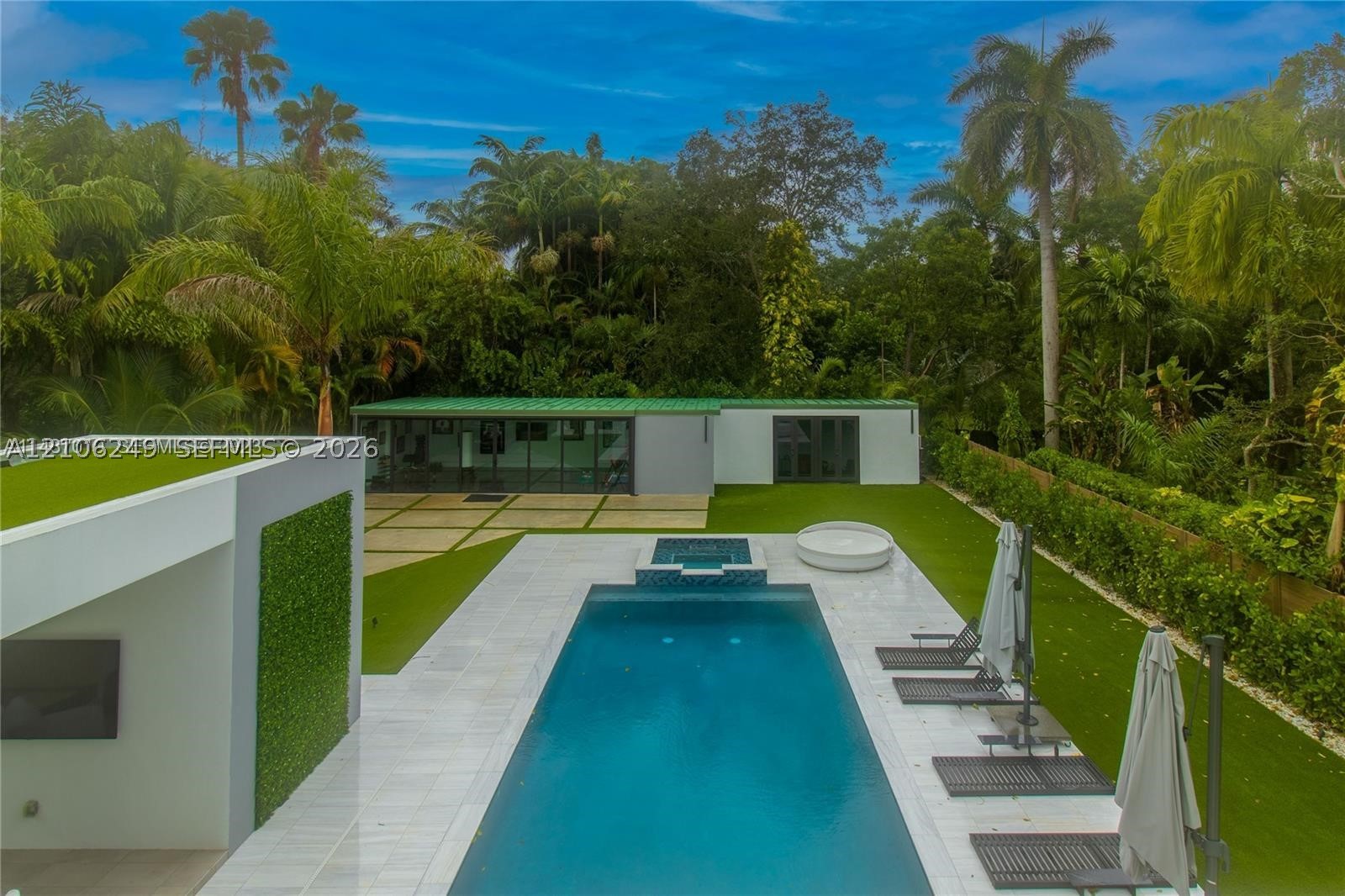 7630 SW 58th Ave, South Miami FL 33143