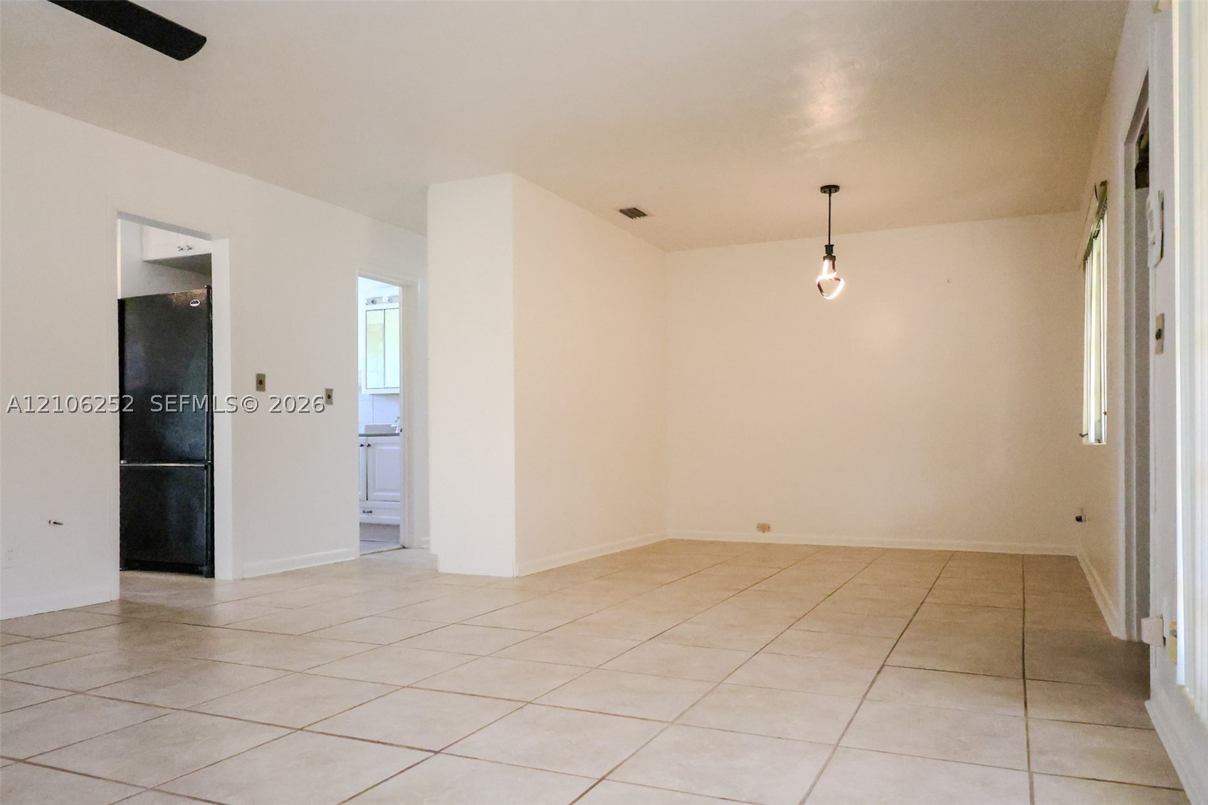 225 E Ilex Dr, Lake Park FL 33403