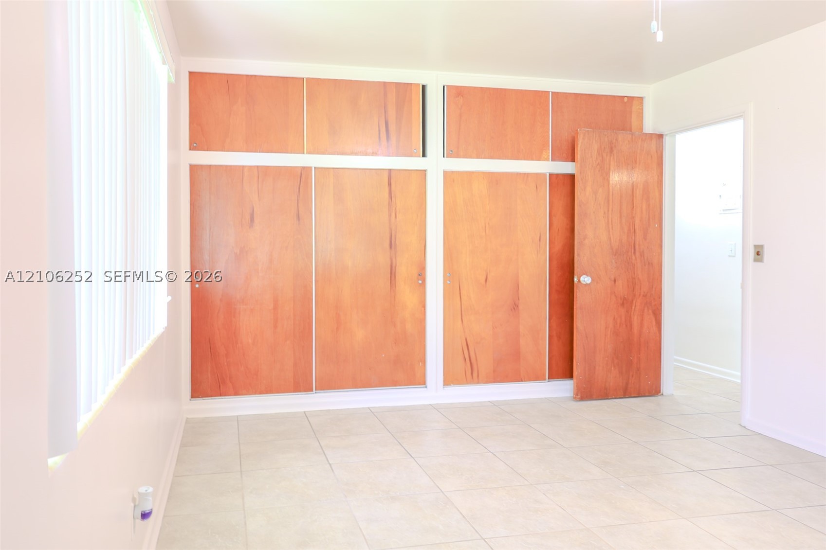 225 E Ilex Dr, Lake Park FL 33403