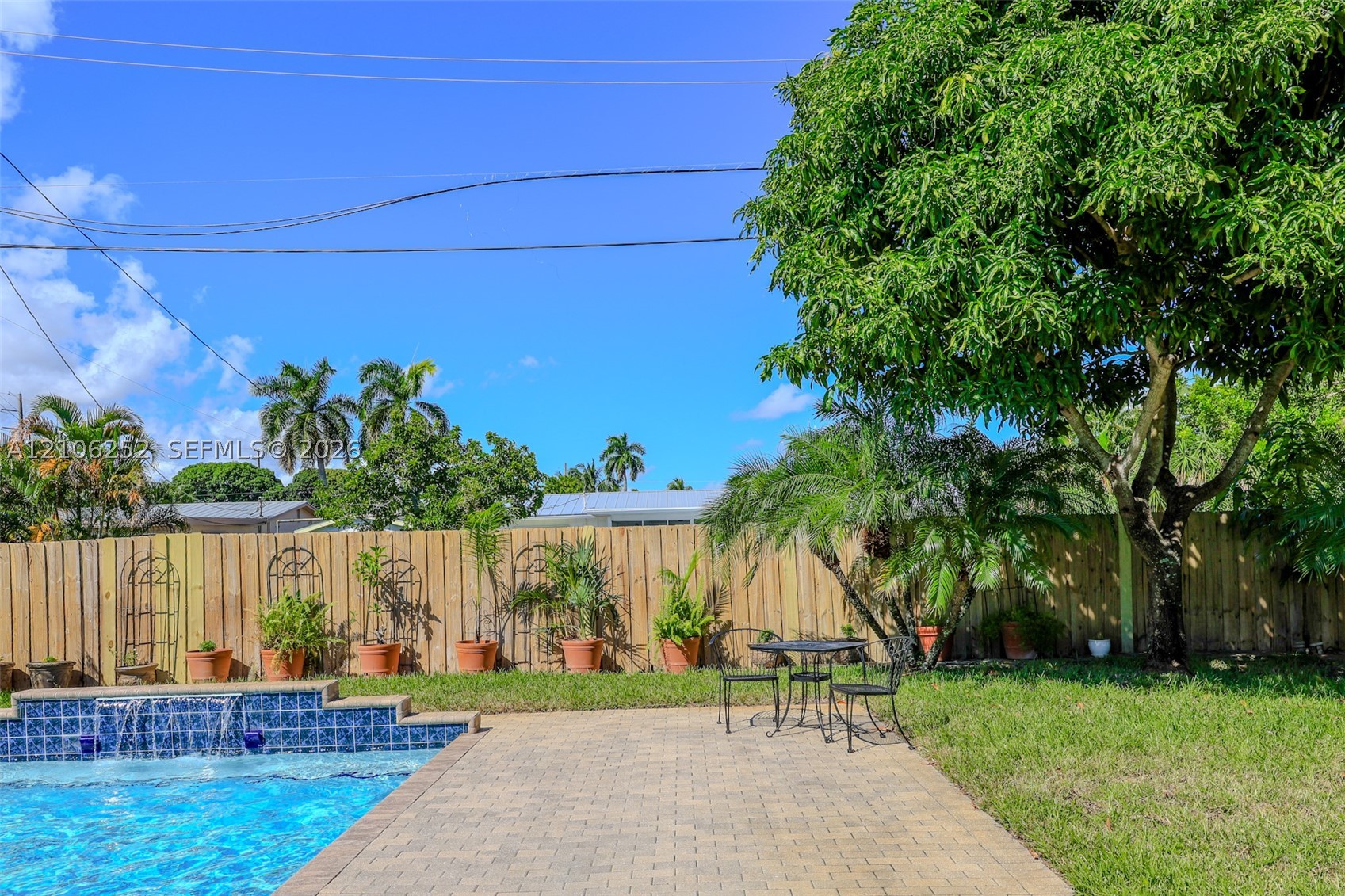 225 E Ilex Dr, Lake Park FL 33403