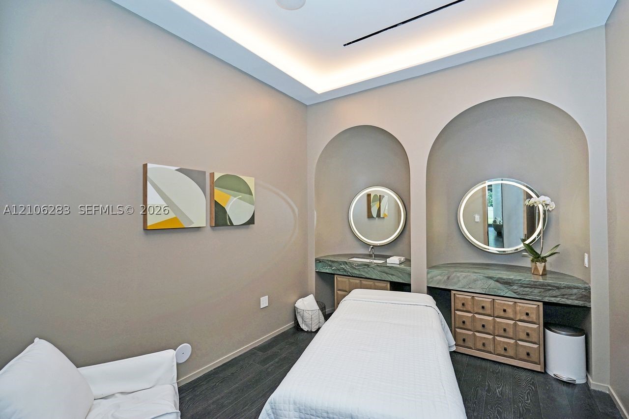 801 S Miami Ave #1801, Miami FL 33130