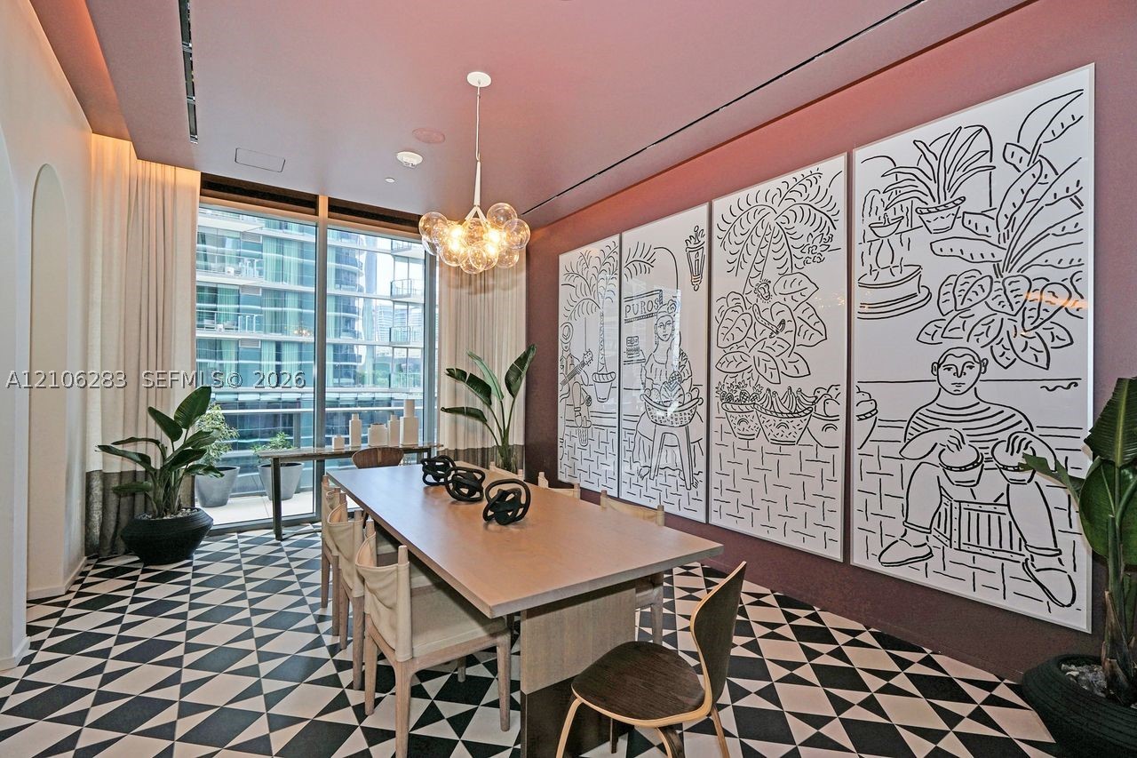801 S Miami Ave #1801, Miami FL 33130