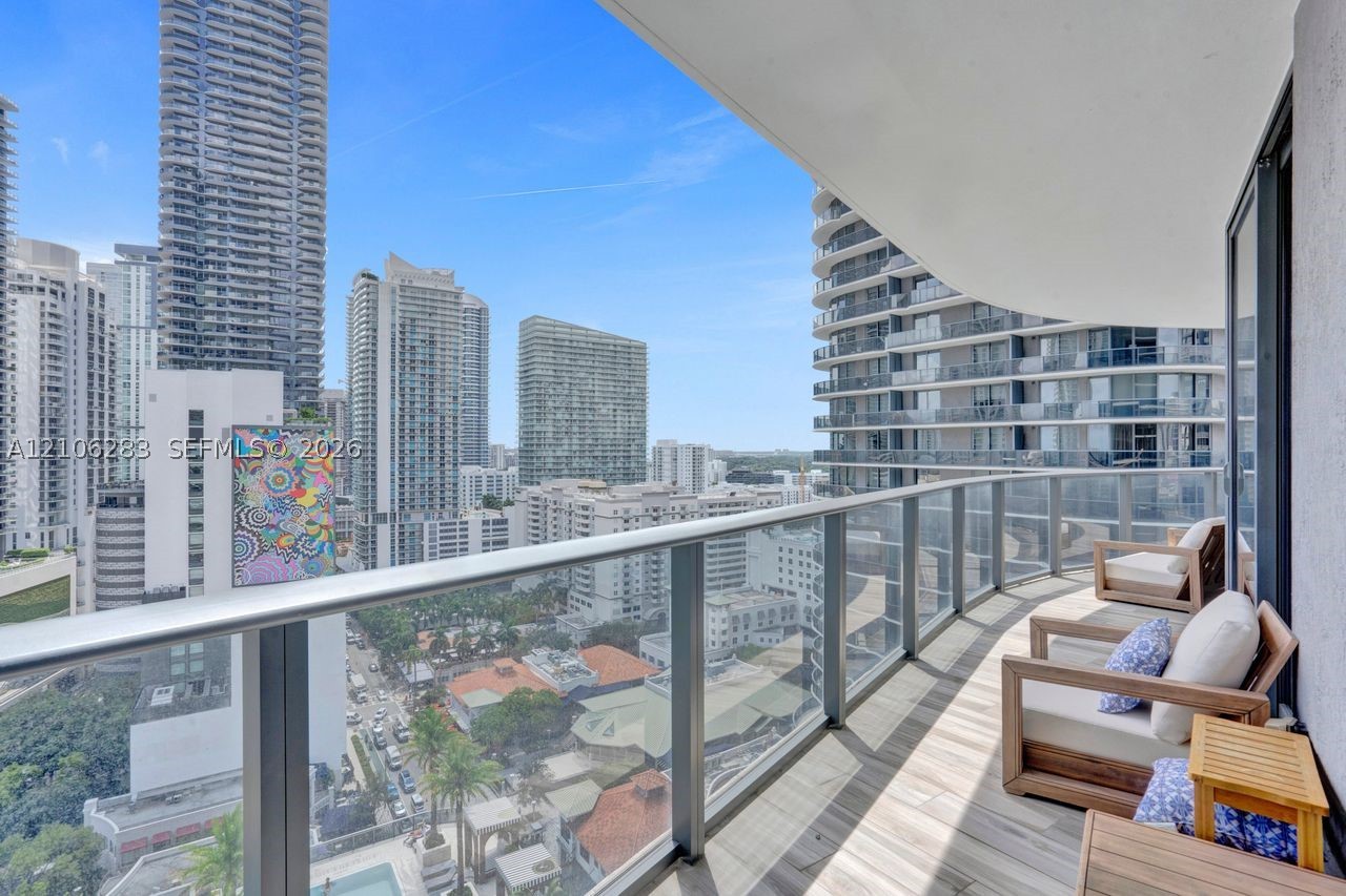 801 S Miami Ave #1801, Miami FL 33130