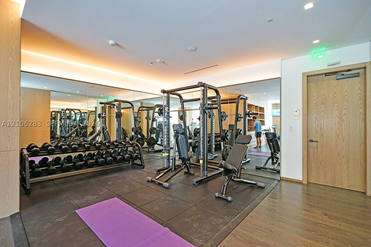 801 S Miami Ave #1801, Miami FL 33130