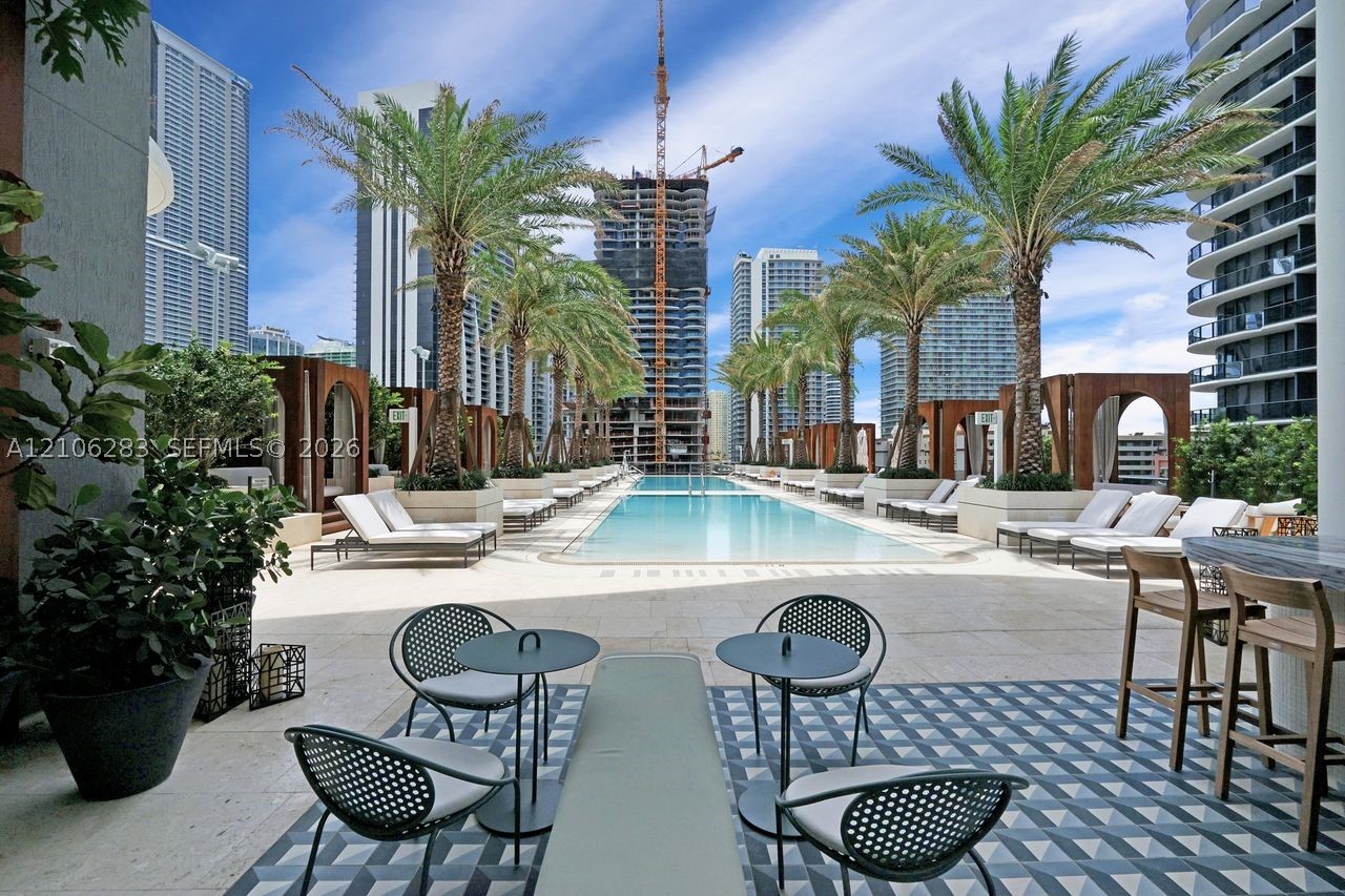 801 S Miami Ave #1801, Miami FL 33130
